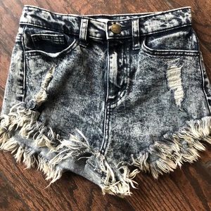Sneak peak jean shorts